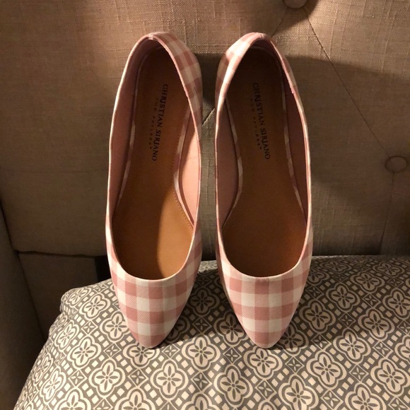 Gorgeous flats perfect for the summer 🌞🌻 - Picture 2 of 4